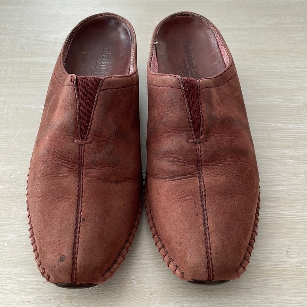 Timberland genuine leather slip on pointed mule loafers, size 7